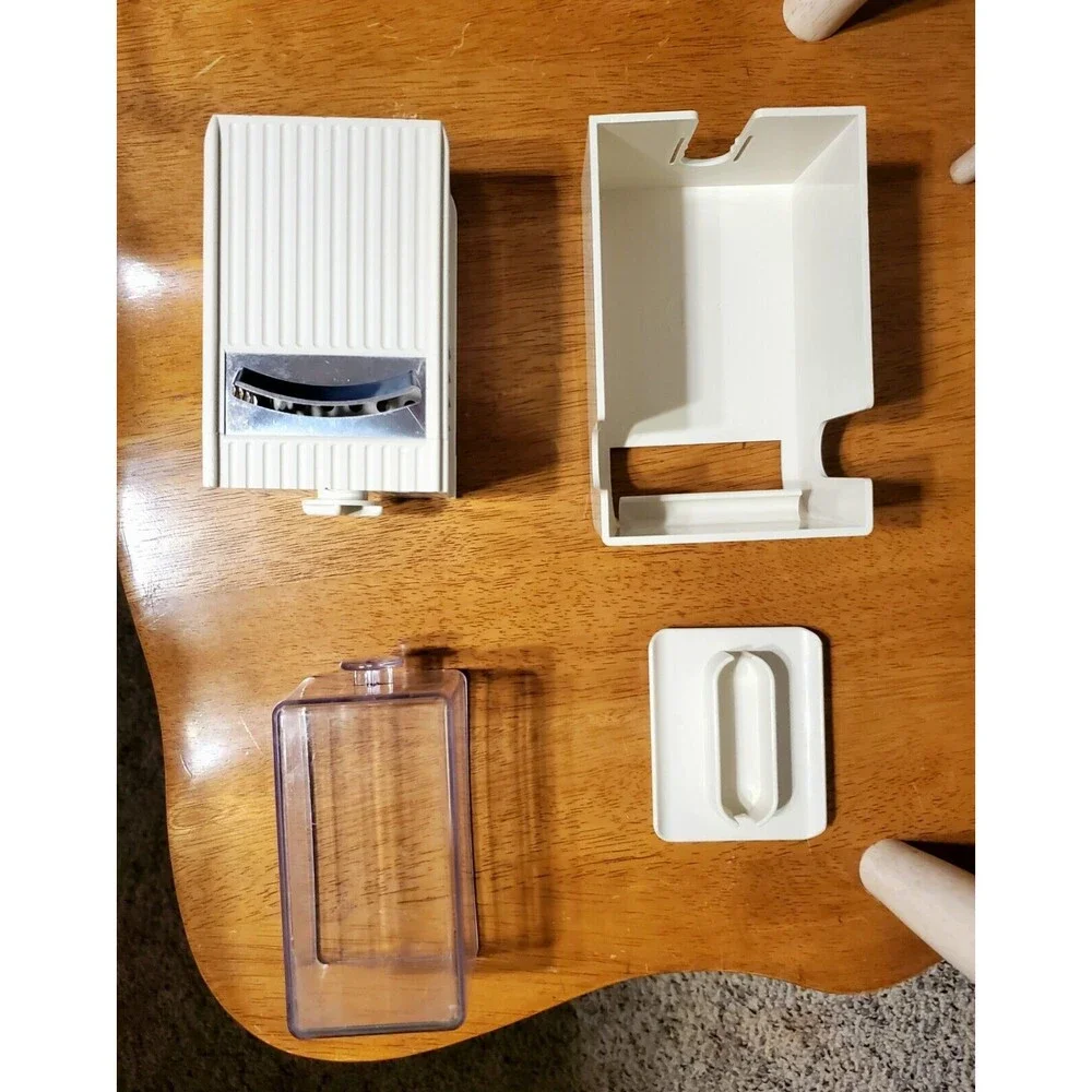Robinson Design Group Food Grater 4 Blade With Drawer